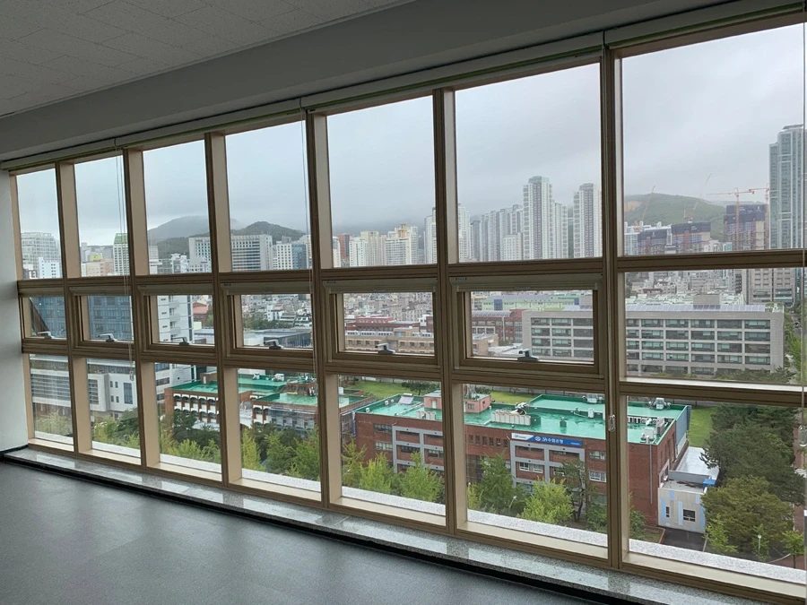 부산 부경대학교 자외선차단필름 시공 후